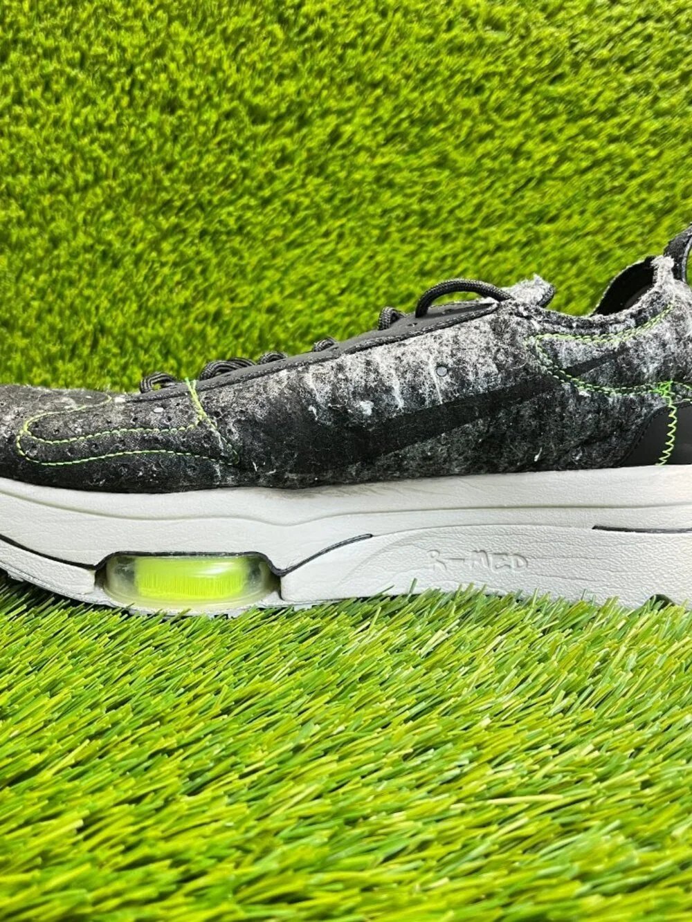 Nike Air Zoom Type M2Z2 Mens Size 8.5 Black Athletic Running‎ Shoes Sneakers